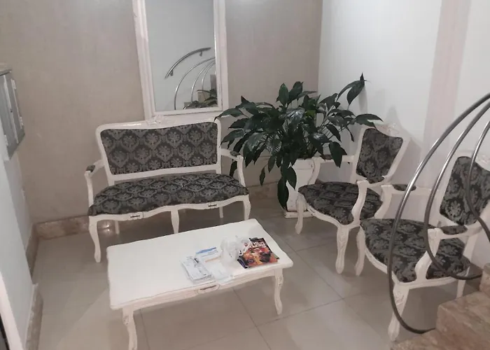 Apartamento Grande 2 Quartos Com Ar, 115 Metros Da Praia No Centro, Roupa De Cama E Banho Garagem
