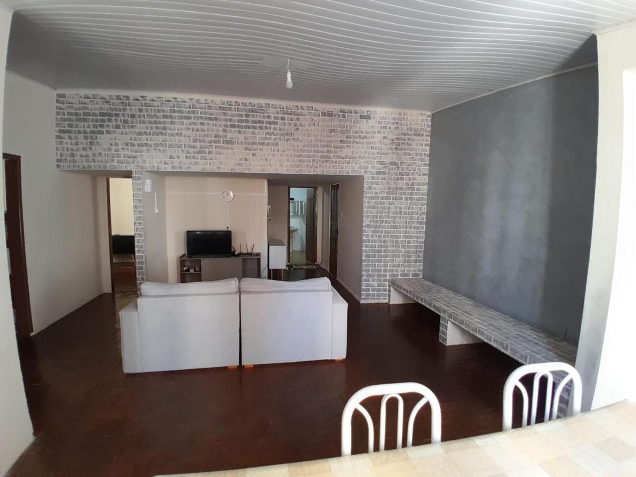 Apartamento Grande 2 Quartos Com Ar, 115 Metros Da No Centro, Roupa De Cama E Banho Garagem *