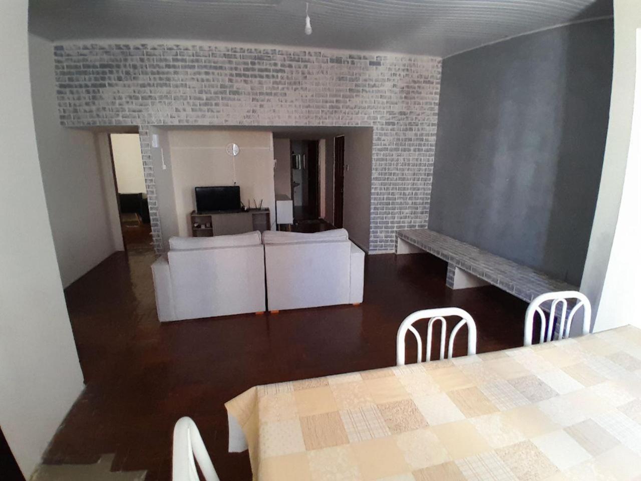 Grande 2 Quartos Com Ar, 115 Metros Da No Centro, Roupa De Cama E Banho Garagem *