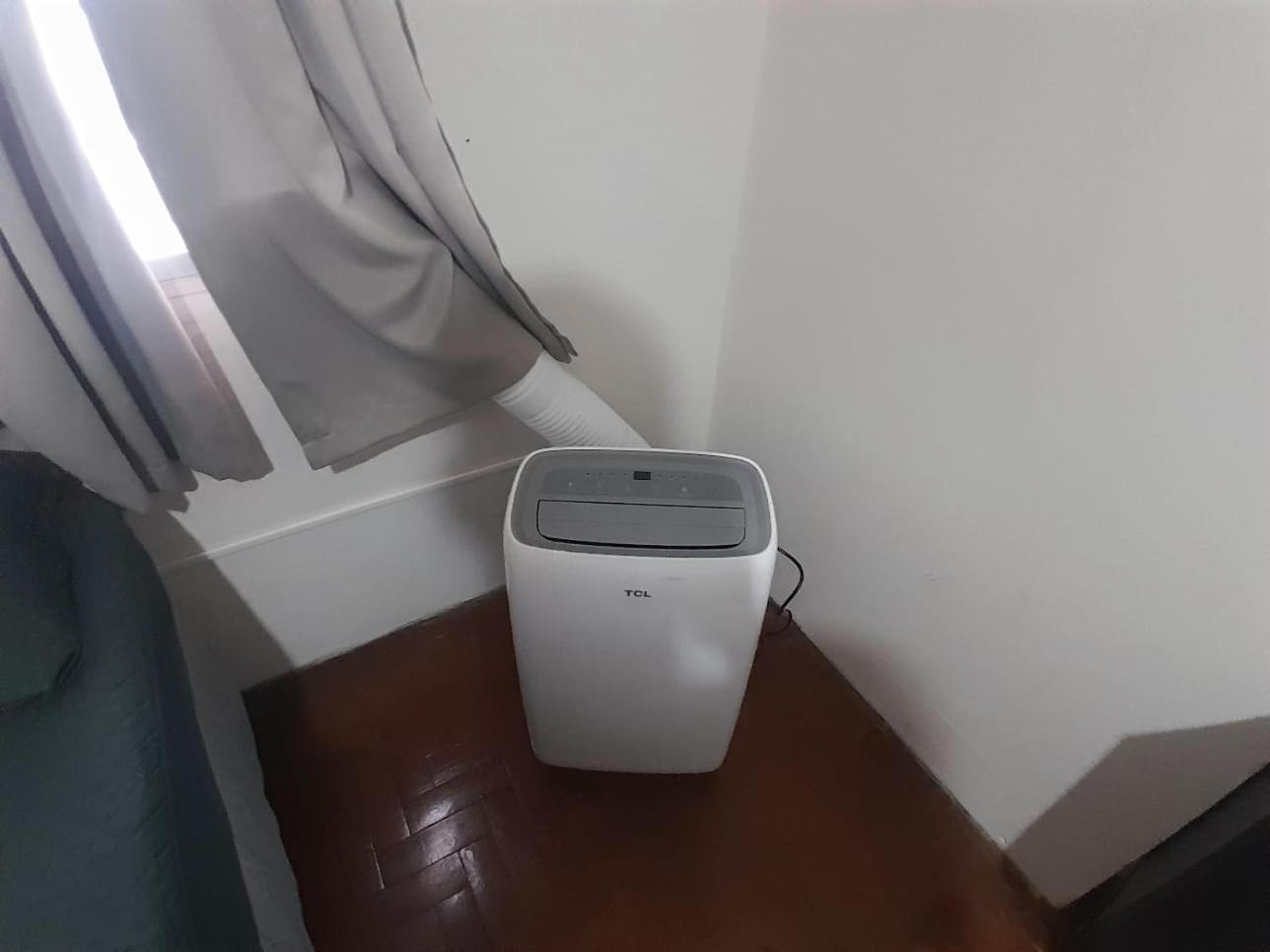 Grande 2 Quartos Com Ar, 115 Metros Da No Centro, Roupa De Cama E Banho Garagem *
